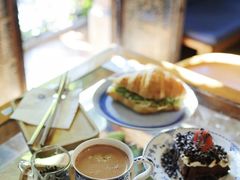 -西关84·History·Art·Cafe