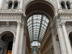 -文艺复兴百货(米兰大教堂广场店)