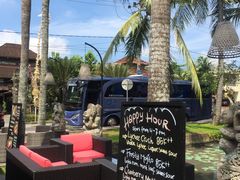-Pundi Pundi Restaurant
