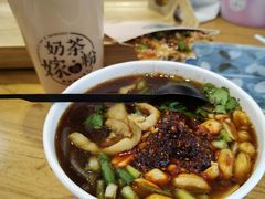 -南门金峰辣子鸡·玩串串(昌发展万科广场店)