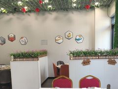 -李哥海鲜烧烤家常菜(孔雀城店)