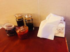 -佬钱湾仔(衣裳街店)