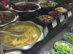 -侬佳蒸菜馆(听潮店)