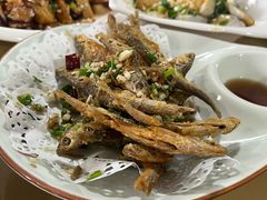 椒盐溪坑鱼-凤嫂农家乐(梁弄店)