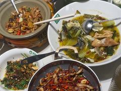 -绿草地·湘菜(7mall店)