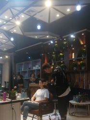 -PE SALON