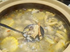 -潮汕三宝鲜牛肉火锅