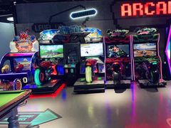 -世代星球·保龄球·镭战真人CS·团建(杨浦店)