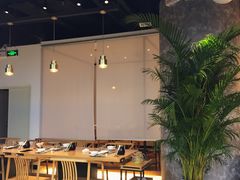 面包甜点陈列柜-湯系·煲汤手艺人(东二环泰禾广场店)