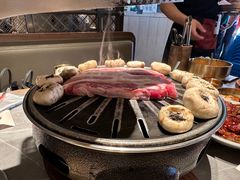 -草家酱蟹炭火烤肉店(珲春南路一店)