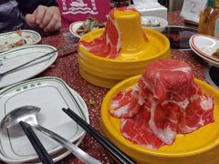 -四囍码头海鲜烧烤自助火锅(外滩南京东路悦荟广场店)
