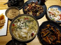 -十三式重庆江湖菜(金茂览秀城店)