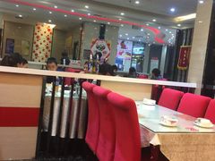 大堂-红蜡烛•瓦罐粥家常菜•夜宵(中山路店)
