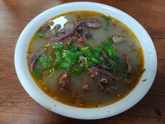 牛肉粉丝汤-春雨羊汤店(广开四马路总店)