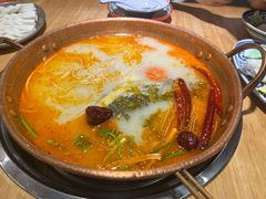 -洱火云南酸菜牛肉火锅(石景山当代商城店)