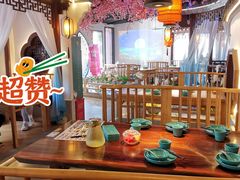 大堂-荷塘秋月·本帮江浙菜(国权路店)