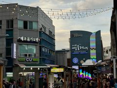 -西归浦每天偶来市场