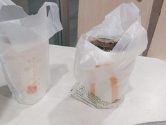 -麦当劳(轻轨曹杨路店)