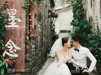 都可以作为素材被拍进婚纱里