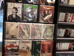 -钟书阁(松江泰晤士小镇店)