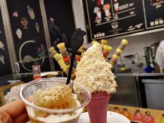 嘎吱嘎吱酸奶-OUR Bakery(三里屯太古里店)