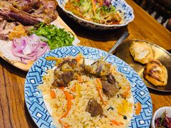 碎肉手抓饭-清真·双公羊·馕坑烤全羊(奥体店)