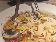 -江渔儿酸菜鱼(万科东荟城店)