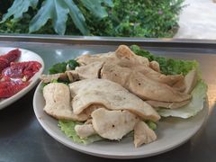 秘制鲜肺-茅草房·河畔园林火锅