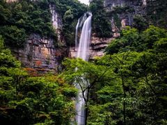 -牛角寨瀑布景区