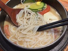 石锅肥牛窝蛋煮桂粉-桂邻妹·广西米粉(淘金总店)