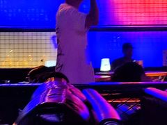 -UP嘻哈酒吧(粉巢店)
