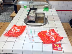 -喜悦小串丹东小黄牛海鲜烧烤大排档(民主广场店)