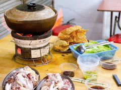 连州果园鸡-威邵鸡煲(西华路总店)