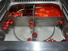 -海底捞火锅鲜切牛肉主题店(长寿路店)