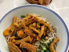 -邱芳粉店(迎宾大道旗舰店)