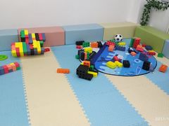 -爱乐游亲子游泳俱乐部