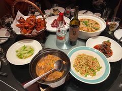 -鸽子侯·家宴·平价海鲜(市图书馆店)