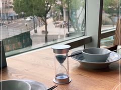 -蜜桃餐厅·伴山(湖滨商业街店)