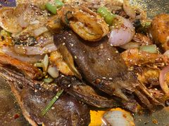 -嘎嘎鸭下巴·爆辣干锅(女人街店)