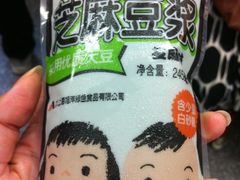 芝麻豆浆-全家便利店(上体场站店)