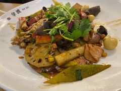-拿渡·水煮鱼麻辣香锅(王府井奥莱·香江小镇店)