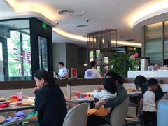 大堂-必胜客(世纪港湾店)