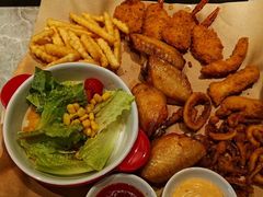 -必胜客(WOW中心城店)