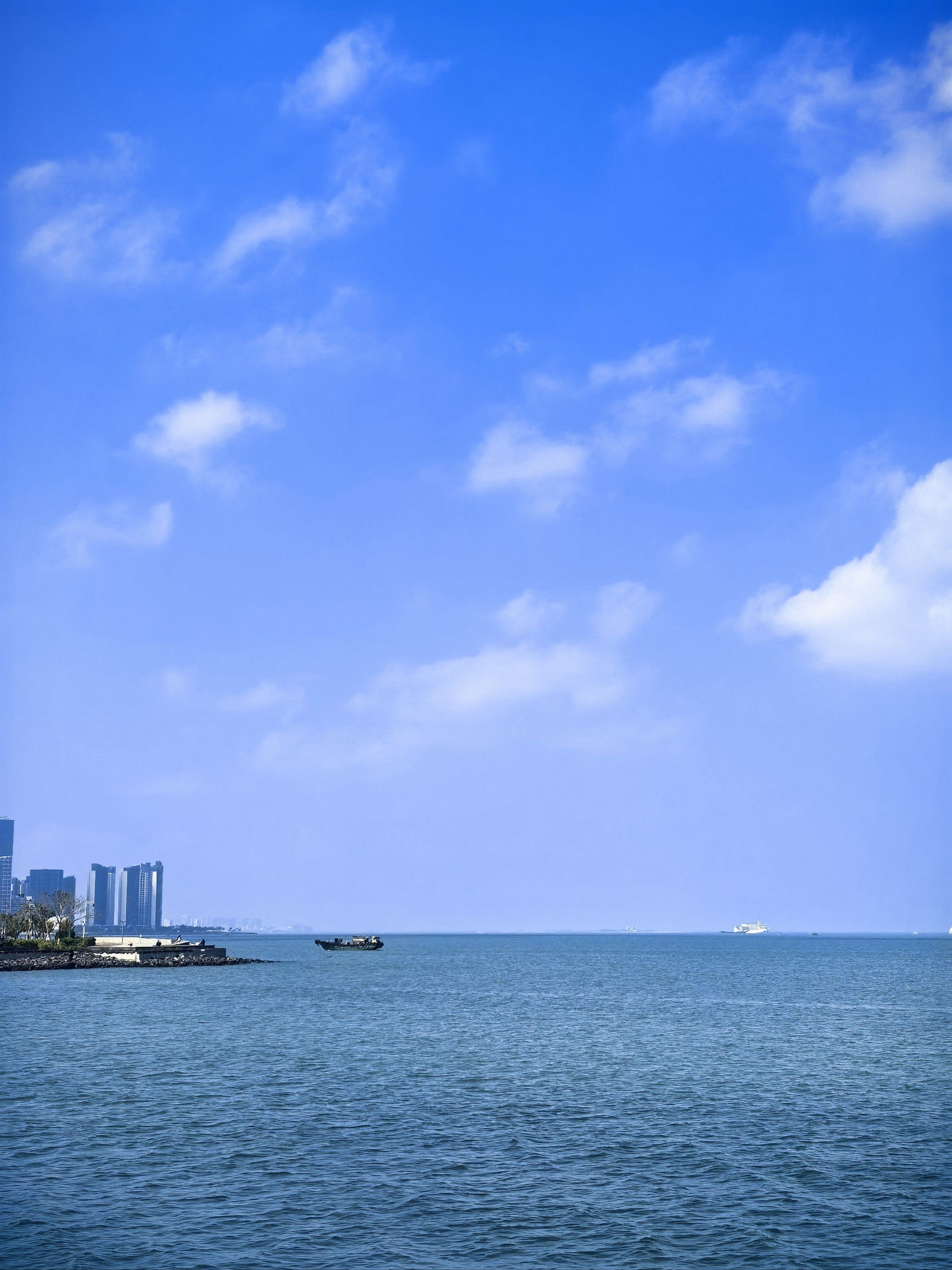 海天相接的美景