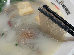 -鸭得堡老鸭汤·鸭血粉丝(南京博物院店)