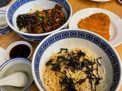 -沪西老弄堂面馆(定西路店)