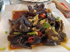 -人民公社铁锅炖·东北菜(卫国道店)