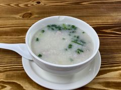 -河记肠粉店