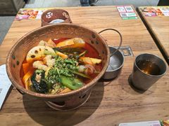 -成都你六姐·牛肉冒菜(信泰中心商场店)