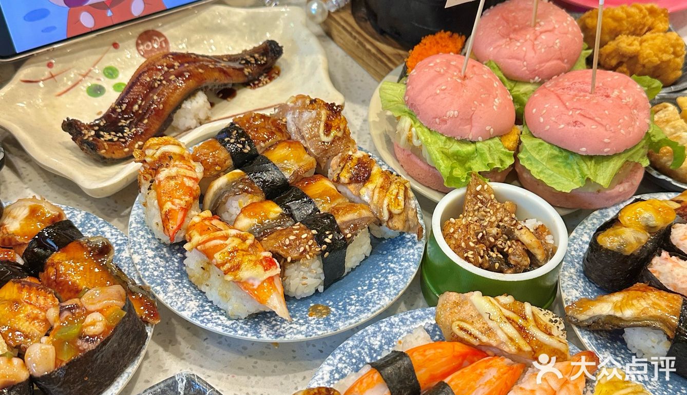 超有氛围感的日料寿司自助！新上鳗鱼饭好好吃啊